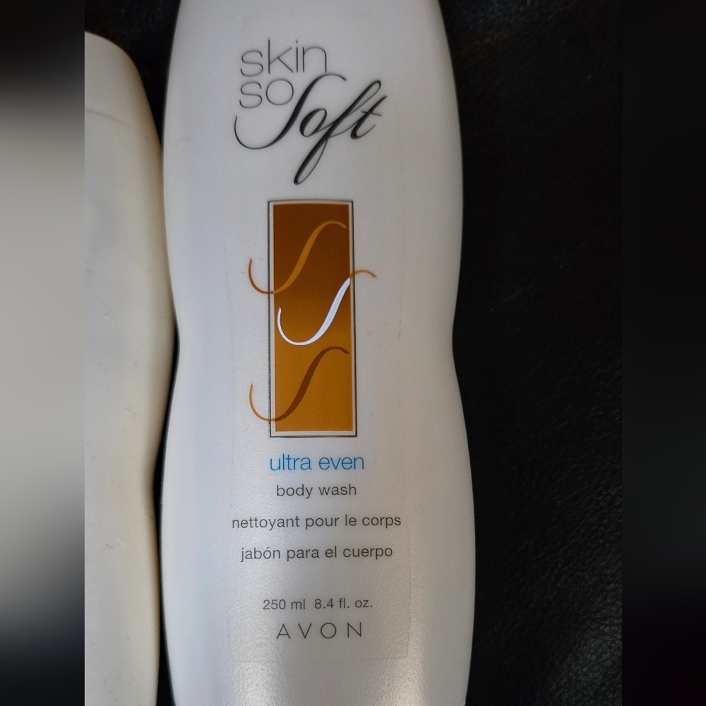Avon Skin So Soft Mineral glow Lotion and Ultra Even Wash - Picture 3 of 6